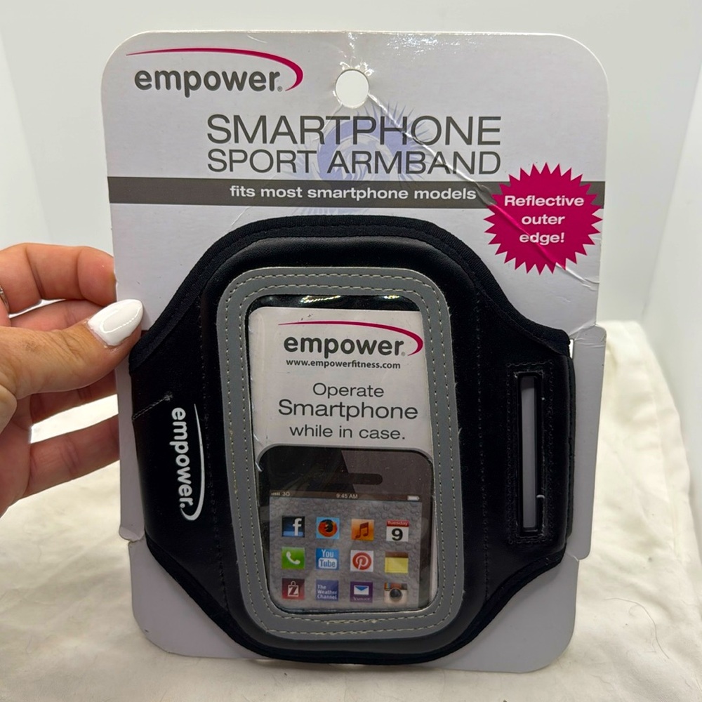 Brand New Empower Smartphone Sport Armband